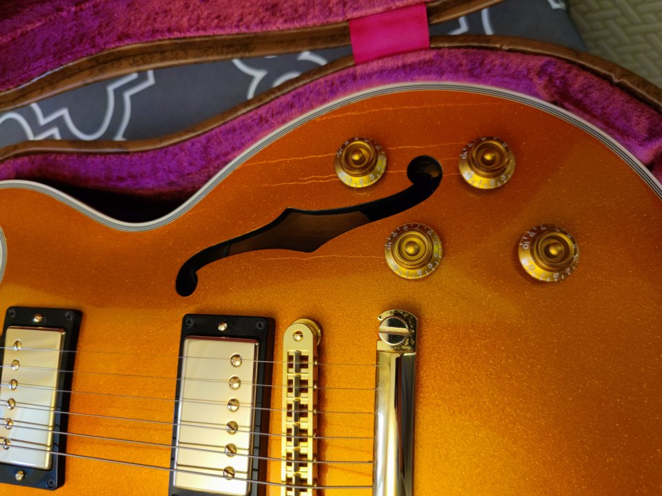 Gibson Custom Shop Limited Run Les Paul Florentine Orange Sparkle (2014) de segunda mano · Foto 6 de 7 · Zaragoza