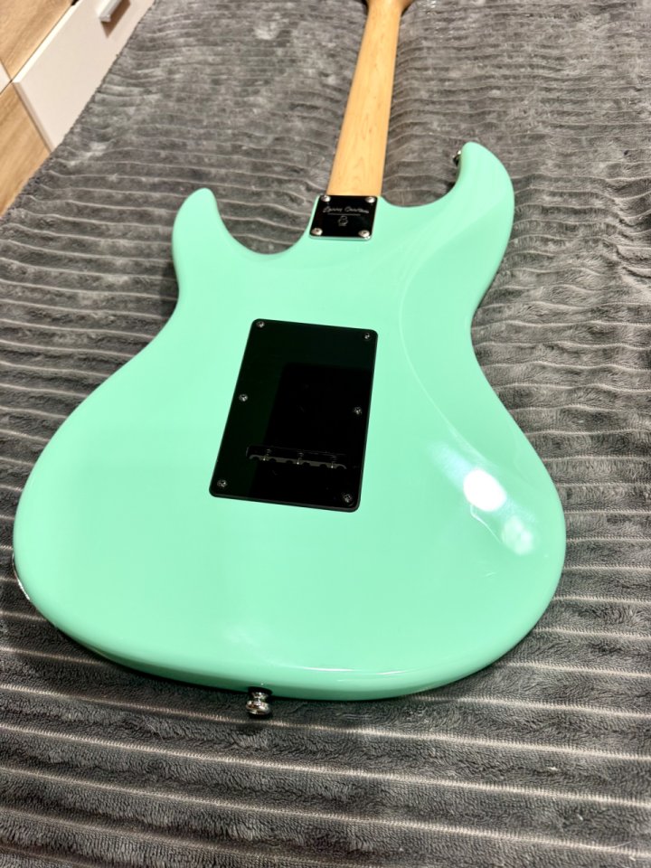 Sire Guitars S3 SSS MLG Mild Green