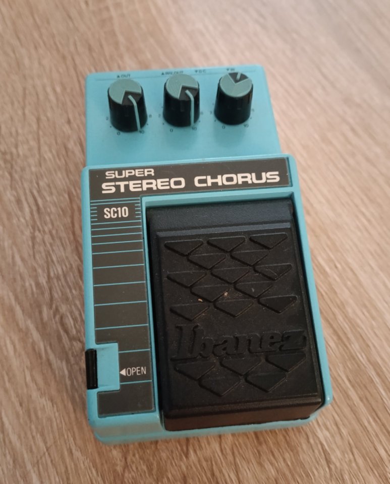 Ibanez SC10 Chorus de segunda mano · Foto 1 de 2 · Valencia · 75 €