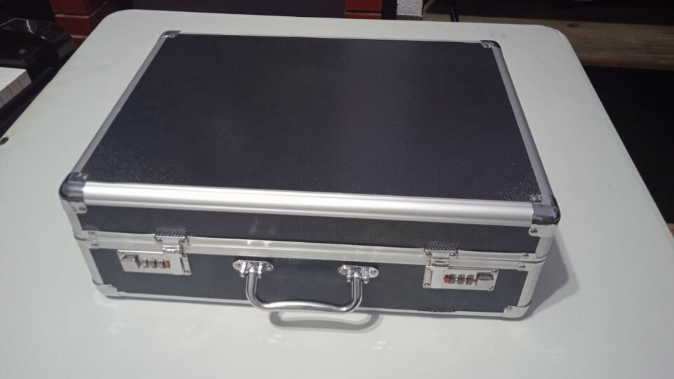 Micrófono de válvula Vanguard V13, un nuevo clásico! de segunda mano · Foto 8 de 8 · Madrid · 999 €