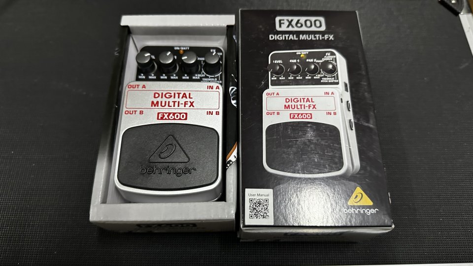 Pedal Blackstar HT-Blackfire Gus G Distortion y de REGALO tres pedales de segunda mano · Foto 4 de 4 · Burgos · 250 €