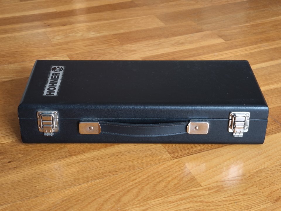 Flauta dulce de madera Hohner 9594-3 con estuche de segunda mano · Foto 5 de 6 · Barcelona · 100 €