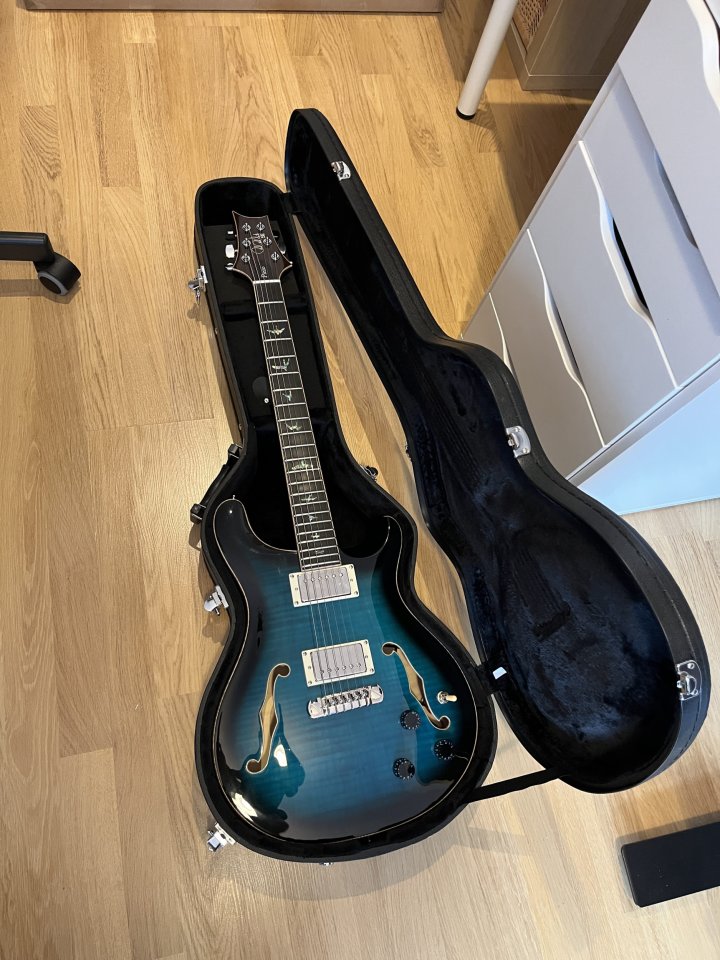 PRS SE Hollowbody II PIezo