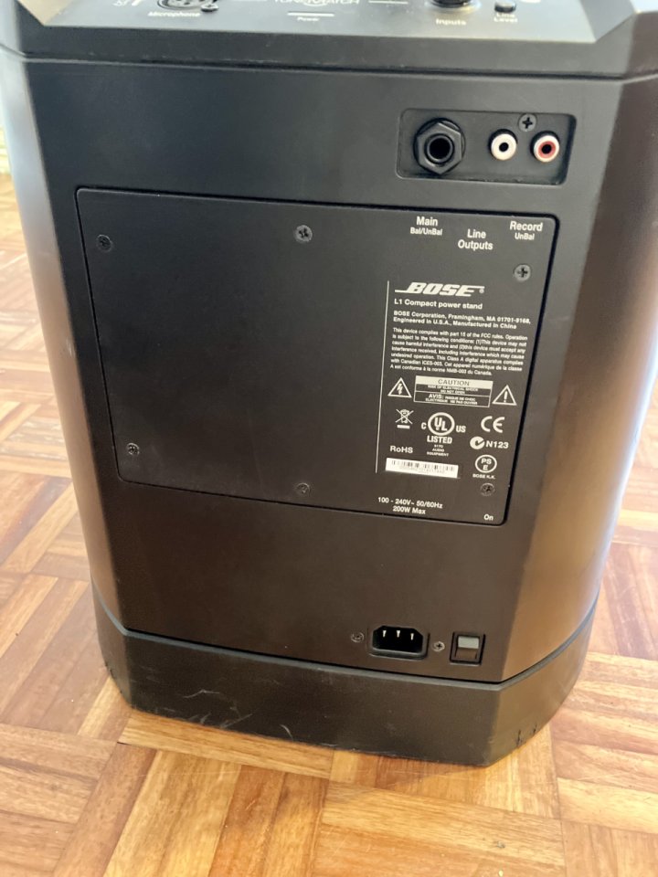 Amplificador Bose L1 de segunda mano · Foto 4 de 5 · Bizkaia · 350 €
