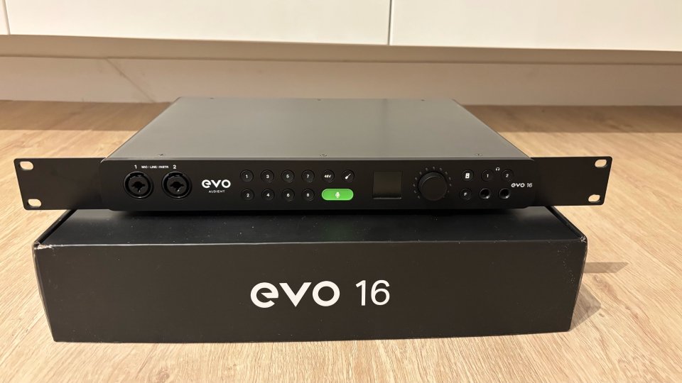 Audient EVO 16 Interfaz de Audio 8 previos