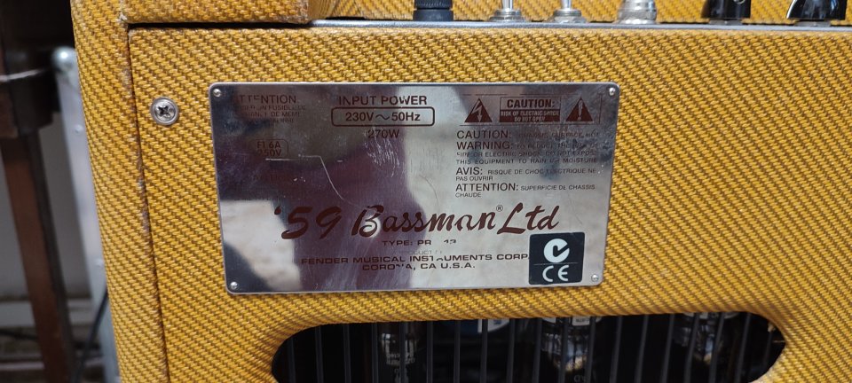 Fender Bassman de segunda mano · Foto 5 de 8 · Jaén · 1000 €