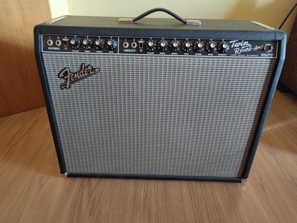 Vendo Fender Twin Reverb 65, OJO leer anuncio