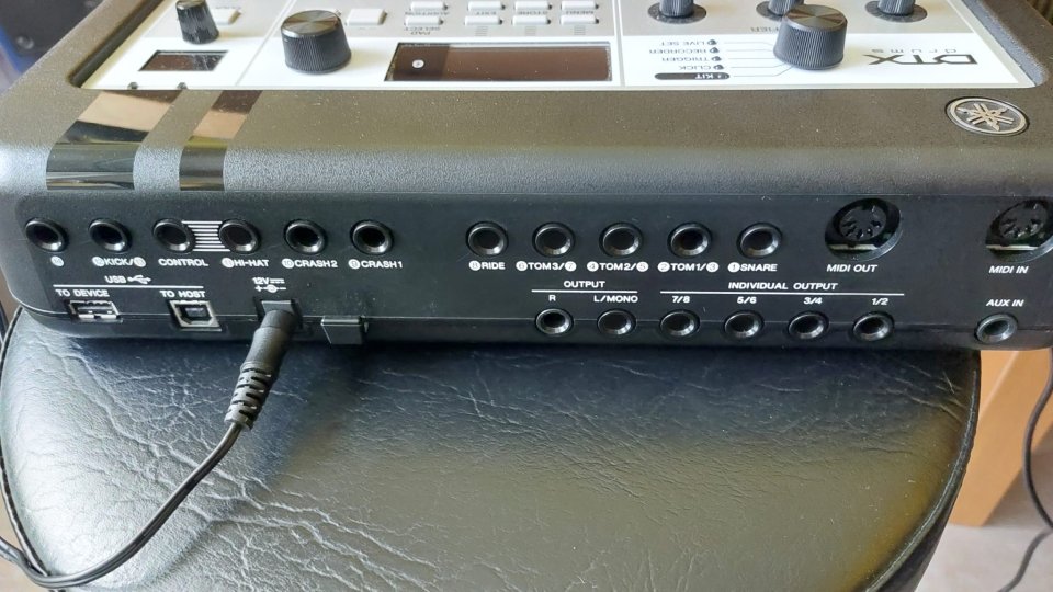 Módulo Yamaha DTX-PROX de segunda mano · Foto 2 de 2 · Barcelona · 700 €