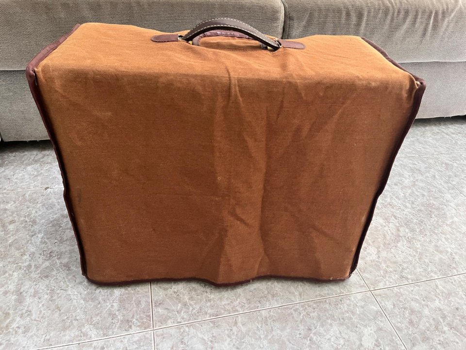 Fender 57 deluxe reissue (Hand-Wired 2014) de segunda mano · Foto 5 de 5 · Barcelona · 1900 €