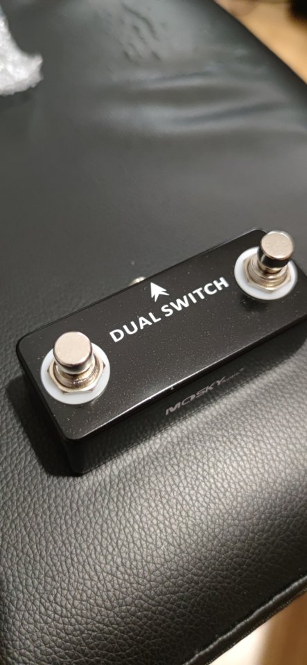 Pedal Footswitch dual Mosky de segunda mano · Foto 1 de 2 · Guadalajara · 25 €