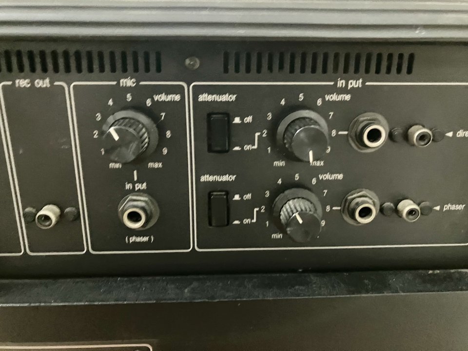 Amplificador de teclado Technics SY-T 10 de segunda mano · Foto 3 de 8 · Bizkaia · 180 €