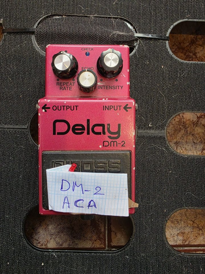 Boss DM-2 Delay MIJ Vintage Japonés – Analógico Original 1981-1984 de segunda mano · Foto 3 de 3 · Cantabria · 180 €