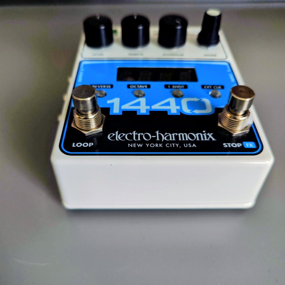 Electro-Harmonix 1440 Stereo Looper de segunda mano · Foto 2 de 9 · Madrid · 140 €
