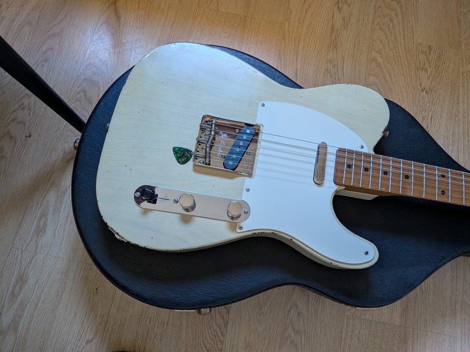 Réplica telecaster 58 whiteguard