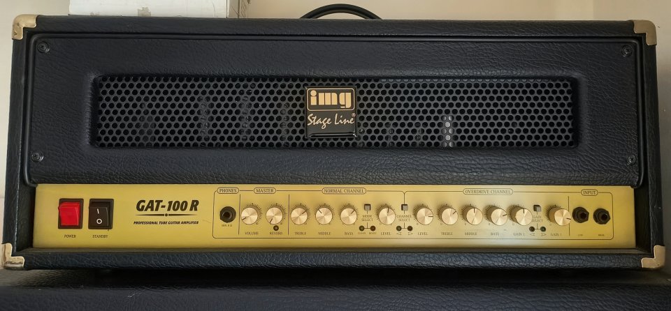 Full Stack: Cabezal válvulas IMG Stage Line GAT-100R (100W) + Pantalla 4x12 de segunda mano · Foto 1 de 5 · Girona · 350 €