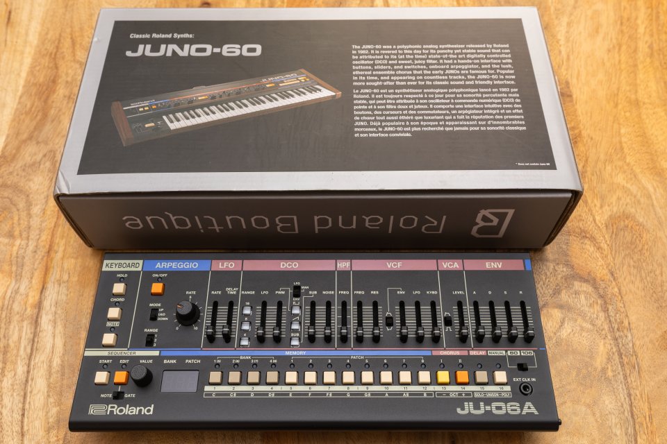 Roland JU-06A Nuevo