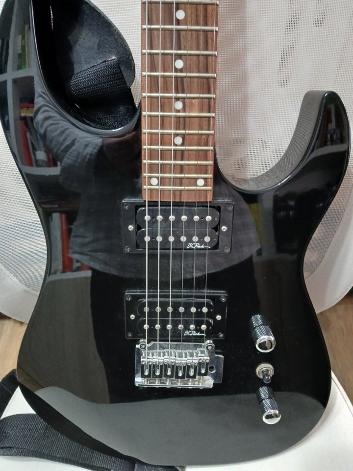 BC Rich Bronze Series de segunda mano · Foto 3 de 6 · Ciudad Real · 170 €