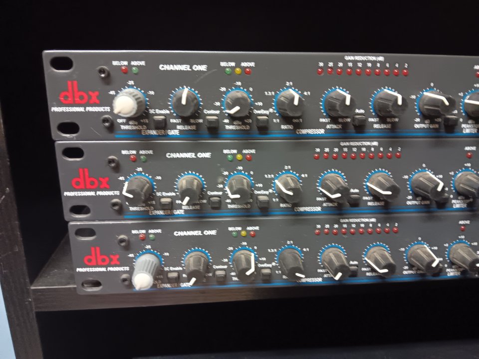 Vendo: Compresor DBX-166XL