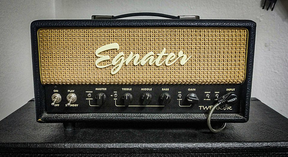 Egnater Tweaker 15 head + pantalla 1x12 de segunda mano · Foto 3 de 8 · Jaén · 530 €
