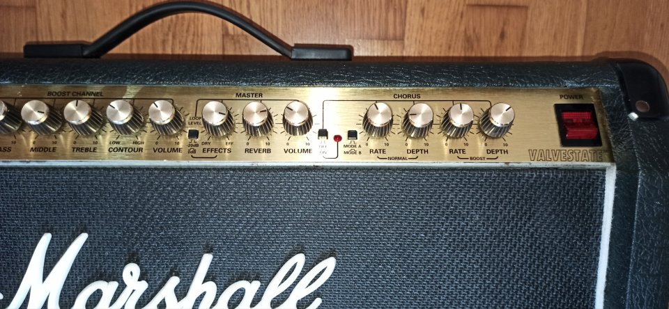 Marshall Valvestate Bi-Chorus 200