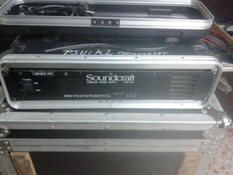 Mesa Soundcraft K2 40 canales + Flight Case + PSU ***REBAJAS DE ENERO***
