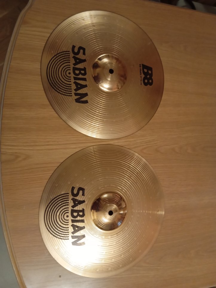 Hi Hats Sabían B8 16 pulgasas