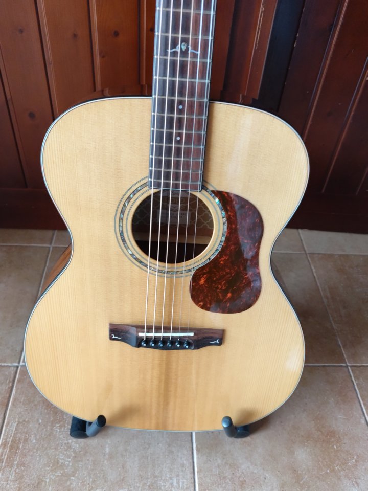 Cort Gold O6 nat electroacústica