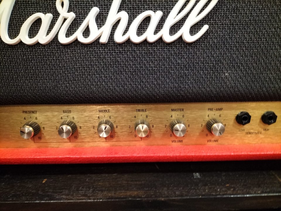 Marshall JCM800 Mod 2203 1995 Ltd edition de segunda mano · Foto 6 de 7 · A Coruña · 1500 €