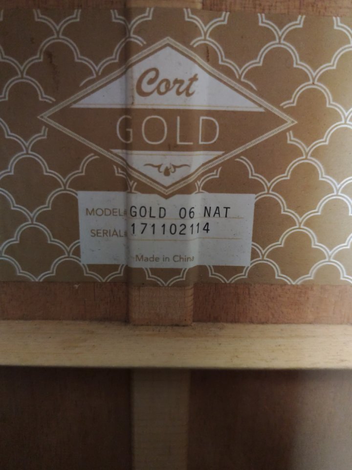Cort Gold O6 nat electroacústica