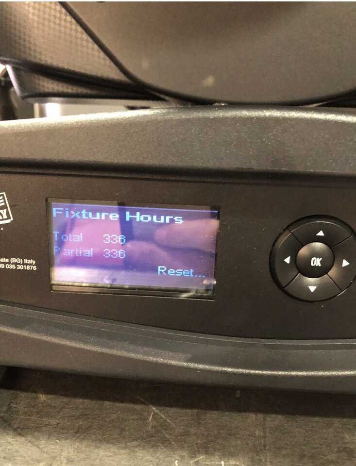 Clay Paky  MYTHOS  MUY NUEVOS !!!!