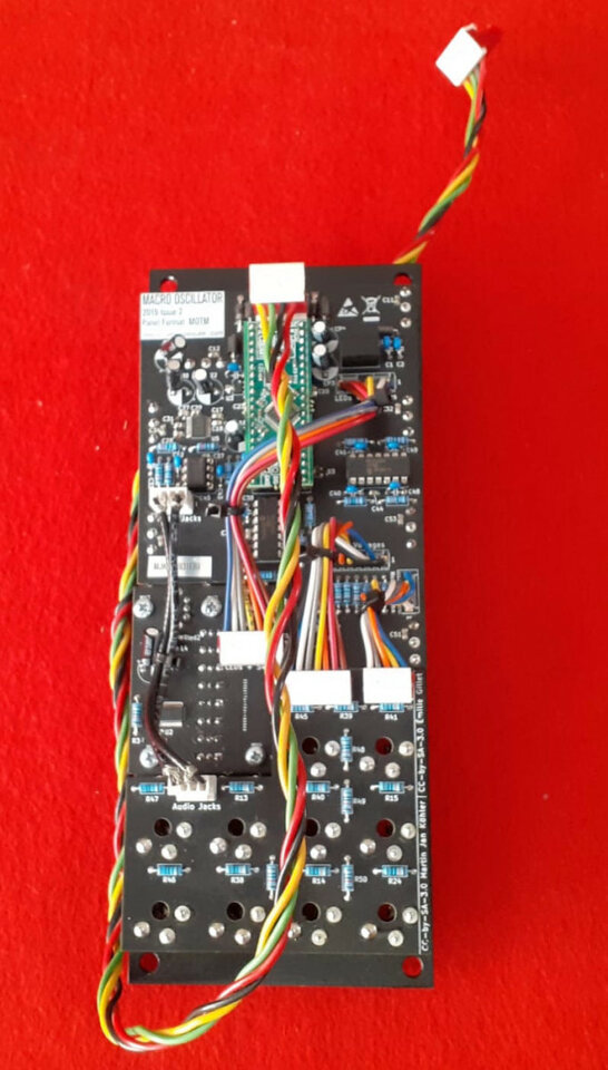 Martin Jan Koehler Macro Oscillator de segunda mano · Foto 2 de 2 · Girona · 350 €