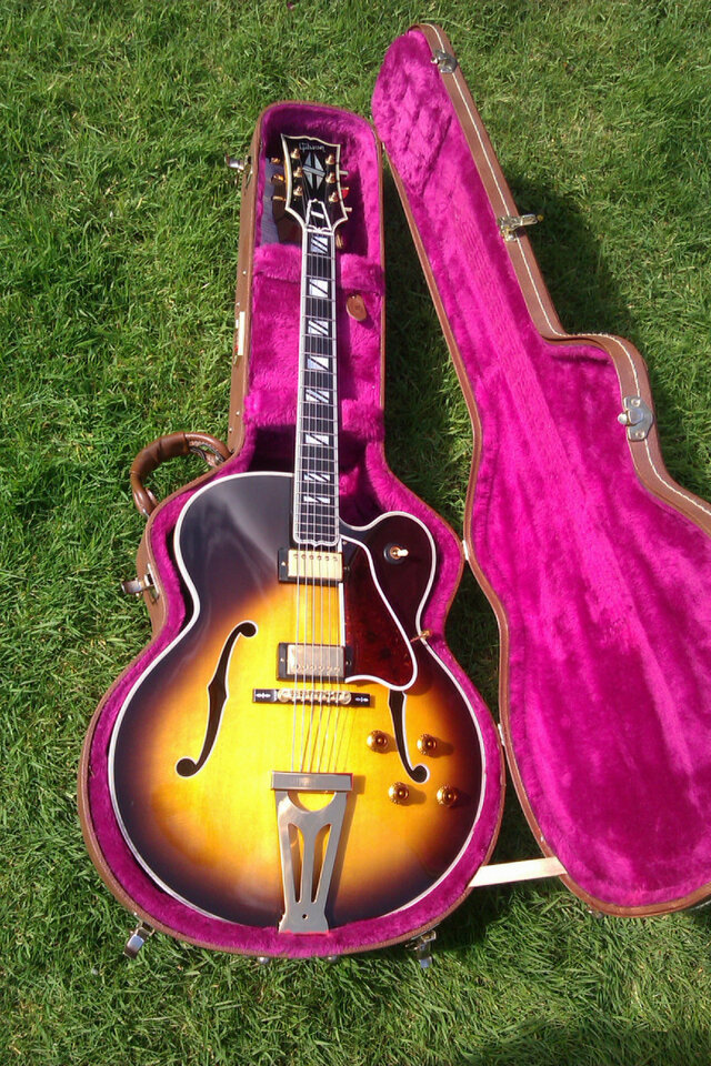 Gibson Super 400 del '99.