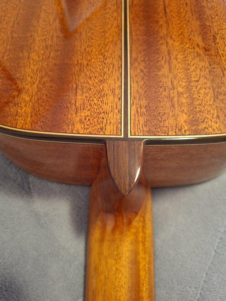 Guitarra Cordoba C9 Crossover de segunda mano · Foto 8 de 9 · Valencia · 690 €