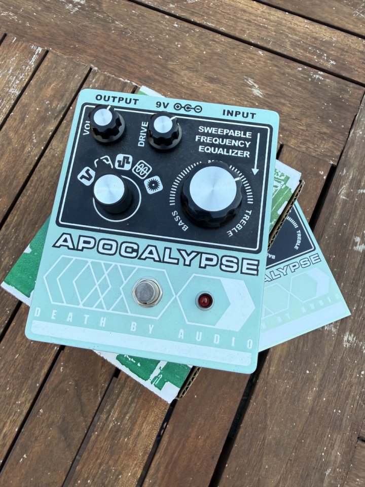 Death By Audio - Apocalypse de segunda mano · Foto 1 de 3 · Valencia · 260 €