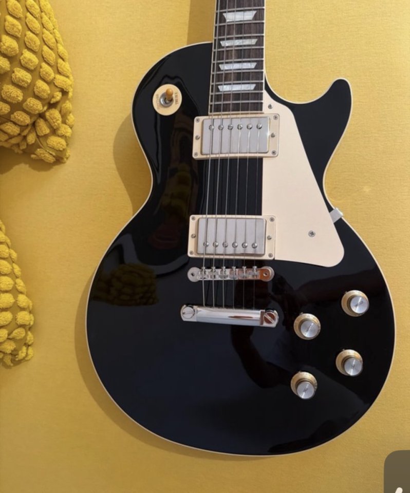 Gibson Les Paul Standard 60s Ebony de segunda mano · Foto 2 de 7 · Valencia · 2000 €