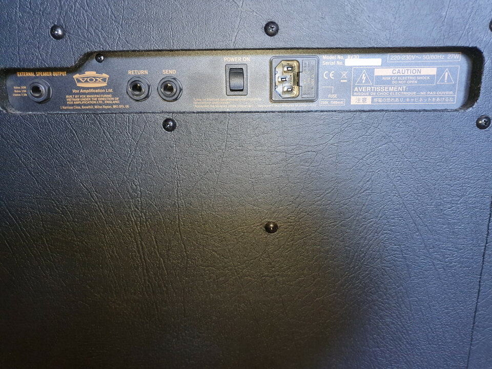 Amplificador VOX AV30