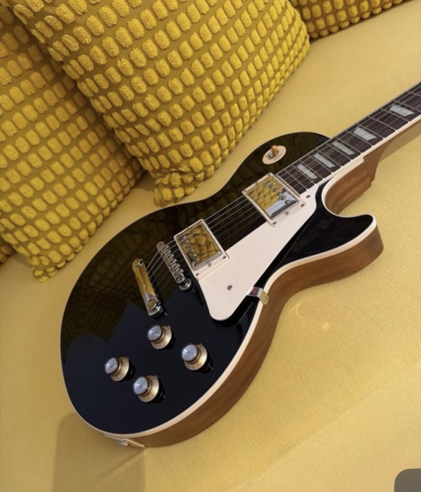 Gibson Les Paul Standard 60s Ebony de segunda mano · Foto 5 de 7 · Valencia · 2000 €