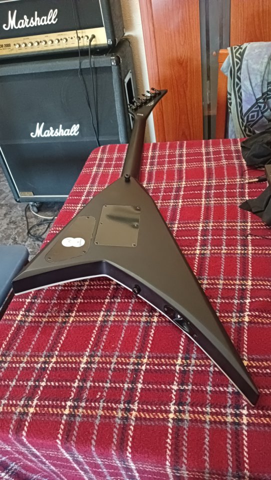 Jackson RR1-A pro plus puré metal de segunda mano · Foto 2 de 4 · Barcelona · 1180 €