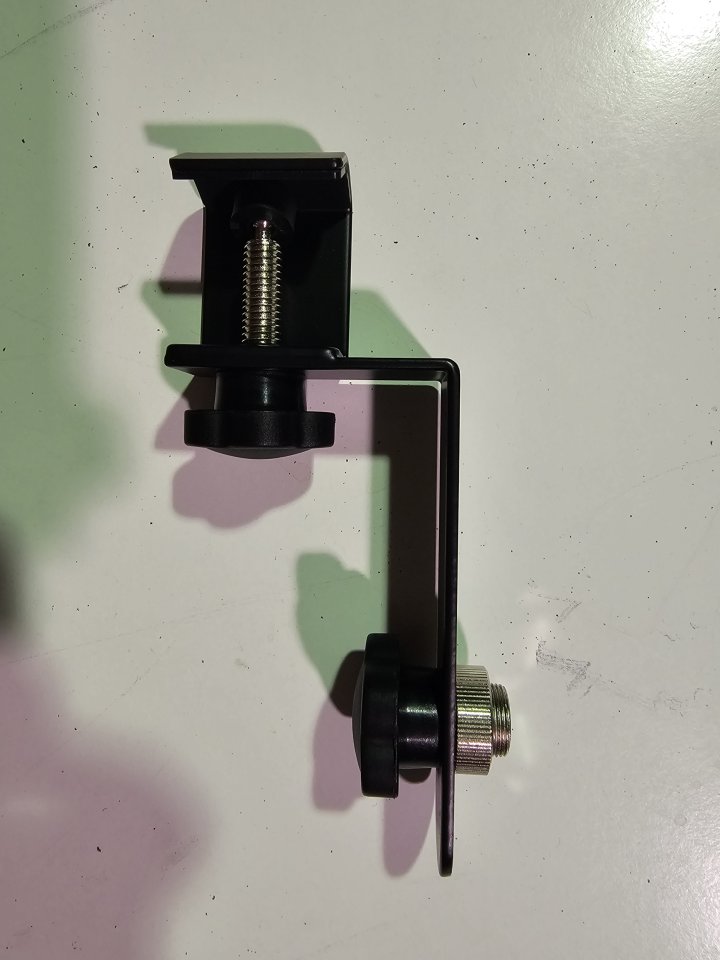 1 mezclador de monitores Behringer P16 HQ de segunda mano · Foto 5 de 6 · Jaén · 120 €