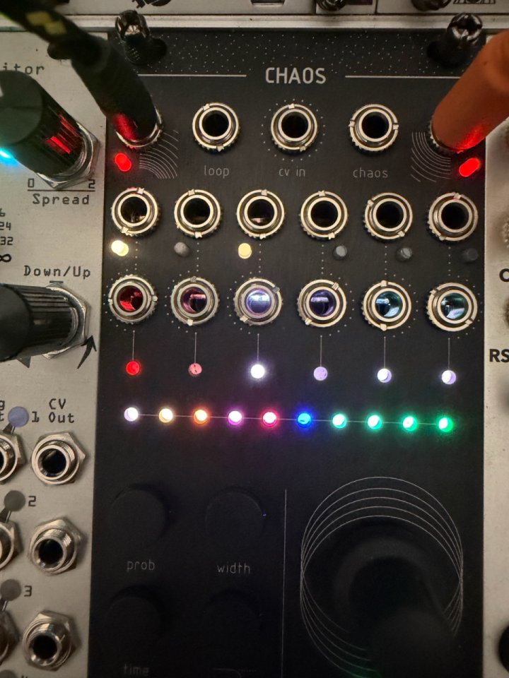 Módulo Eurorack Clank Chaos de segunda mano · Foto 1 de 3 · Barcelona · 300 €