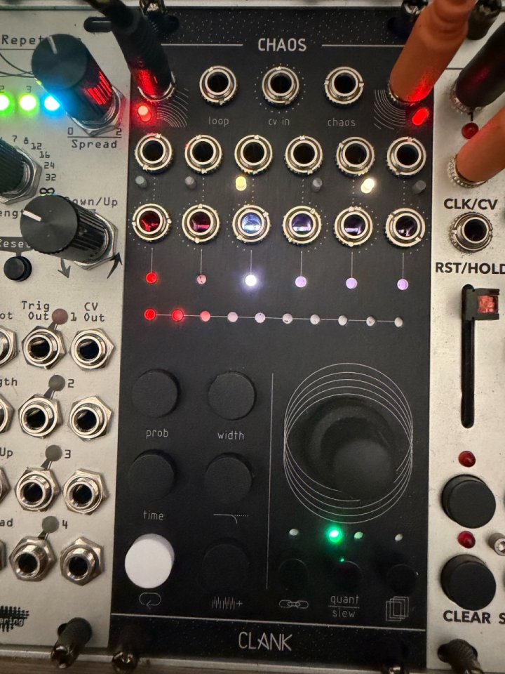 Módulo Eurorack Clank Chaos de segunda mano · Foto 2 de 3 · Barcelona · 300 €