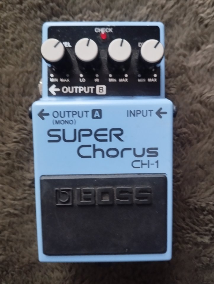 Pedal Boss Super Chorus CH-1 de segunda mano · Foto 1 de 4 · Barcelona · 70 €