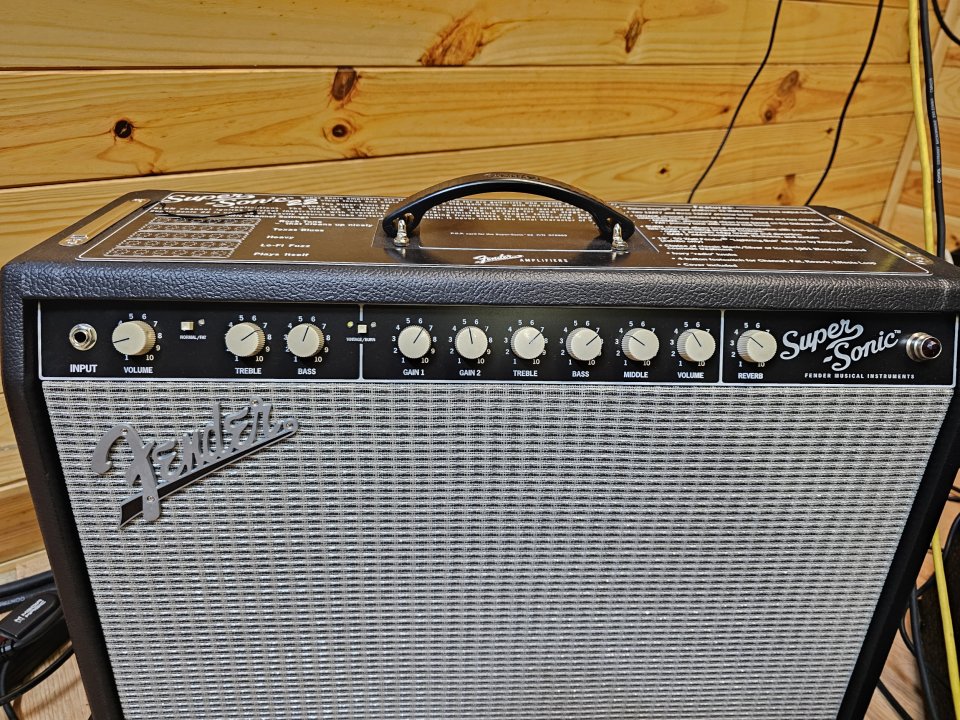 Amplificador Fender Supersonic