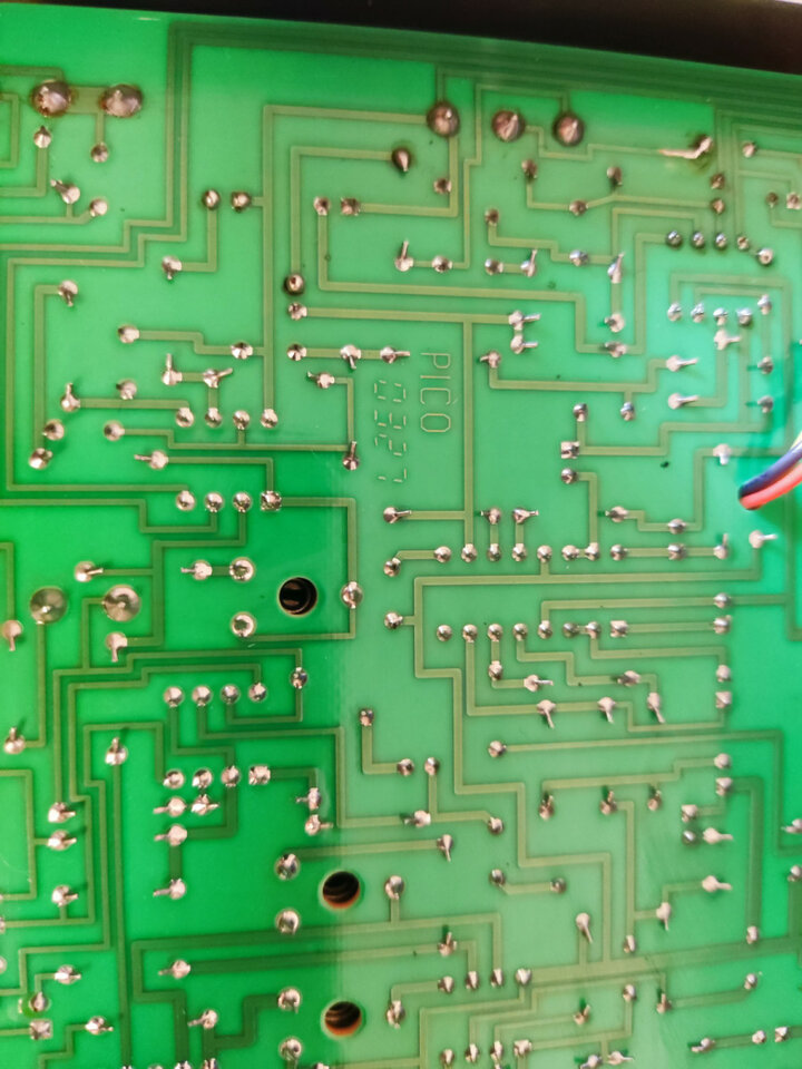 EHX Deluxe Memory Man Reissue EC-2002 (2002–2007).