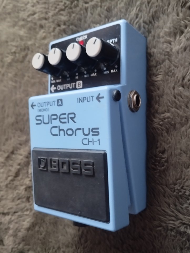 Pedal Boss Super Chorus CH-1 de segunda mano · Foto 3 de 4 · Barcelona · 70 €