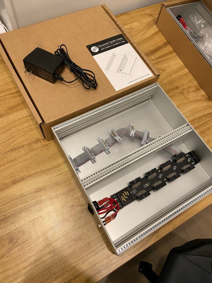 ALM Busy Circuits - 52HP 6U Eurorack Case de segunda mano · Foto 1 de 3 · Barcelona · 325 €