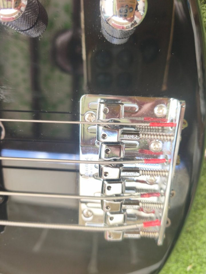 Bajo Activo Ibanez GSR200 Negro de segunda mano · Foto 3 de 9 · Alicante · 195 €