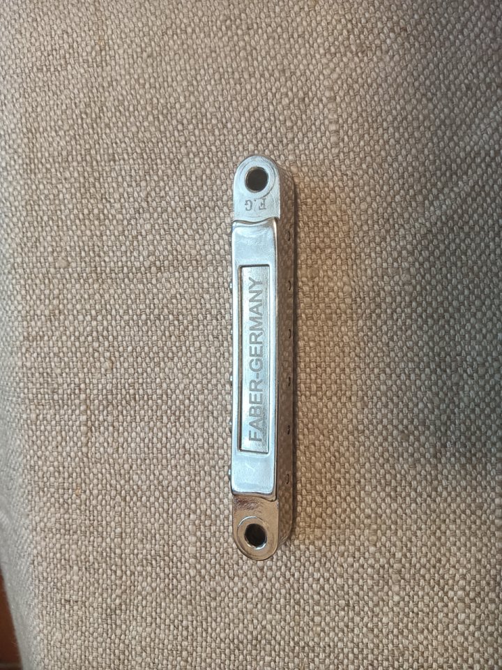 Puente Faber Guitarra de segunda mano · Foto 3 de 3 · Asturias · 40 €