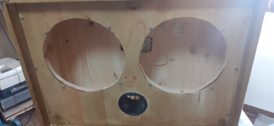 Pantalla artesanal 2x10 en Abeto Finlandes 18mm