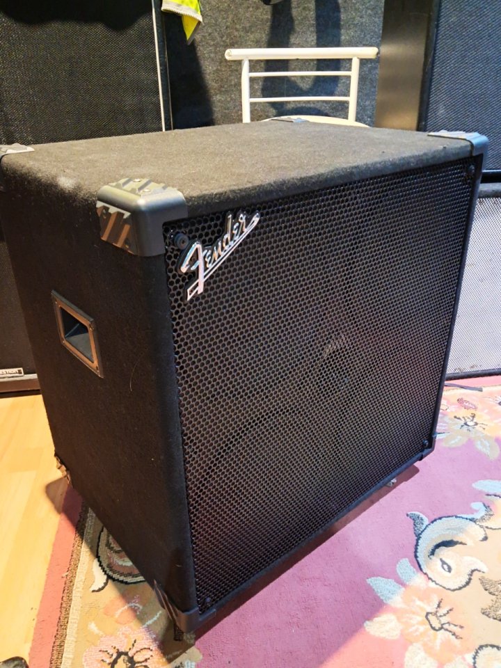 Pantalla de bajo eléctrico Fender 4x10